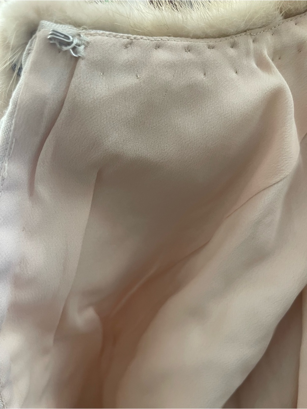 Vintage Maggie Chase Skirt Set with Faux Fur Collar - Picture 14 of 15